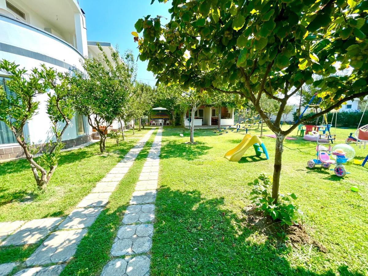 Apartments Flamingo Ulcinj Extérieur photo