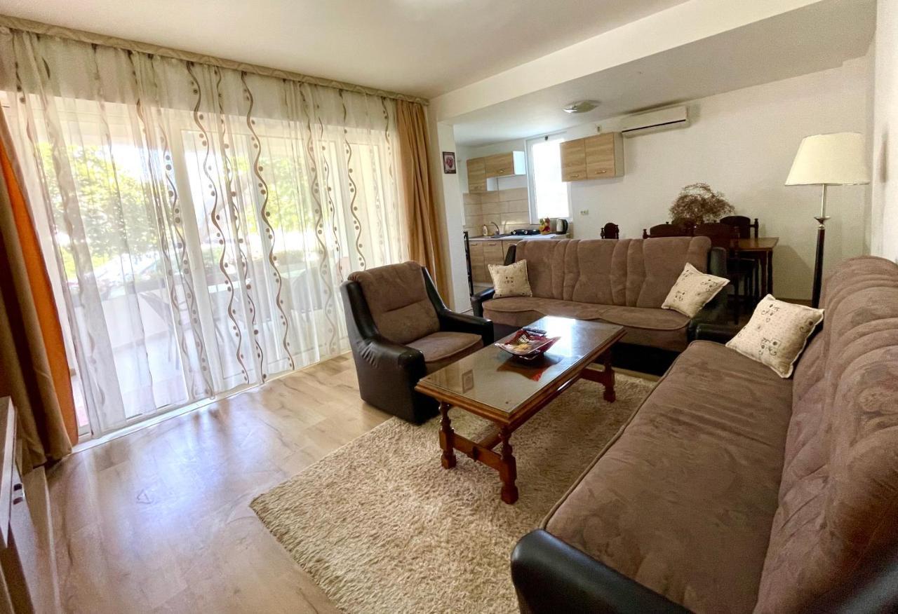 Apartments Flamingo Ulcinj Extérieur photo