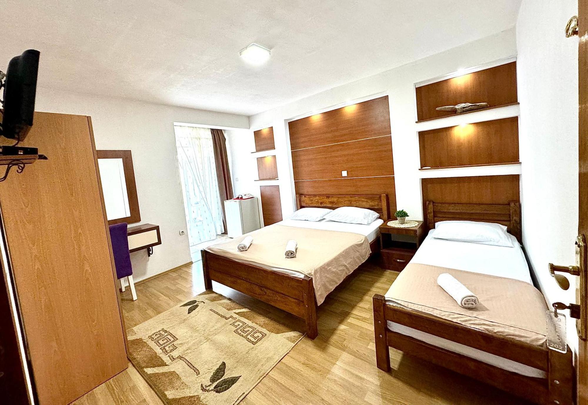 Apartments Flamingo Ulcinj Extérieur photo