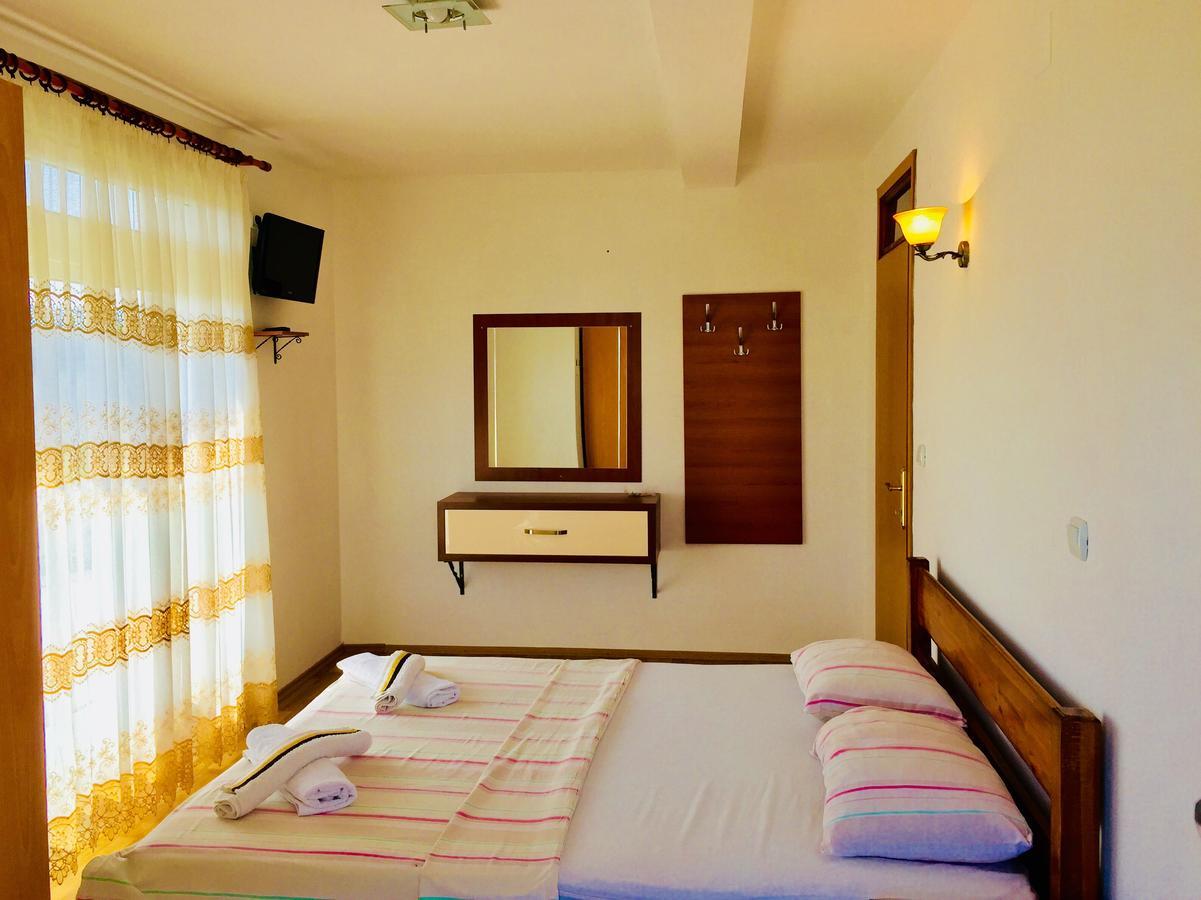 Apartments Flamingo Ulcinj Extérieur photo